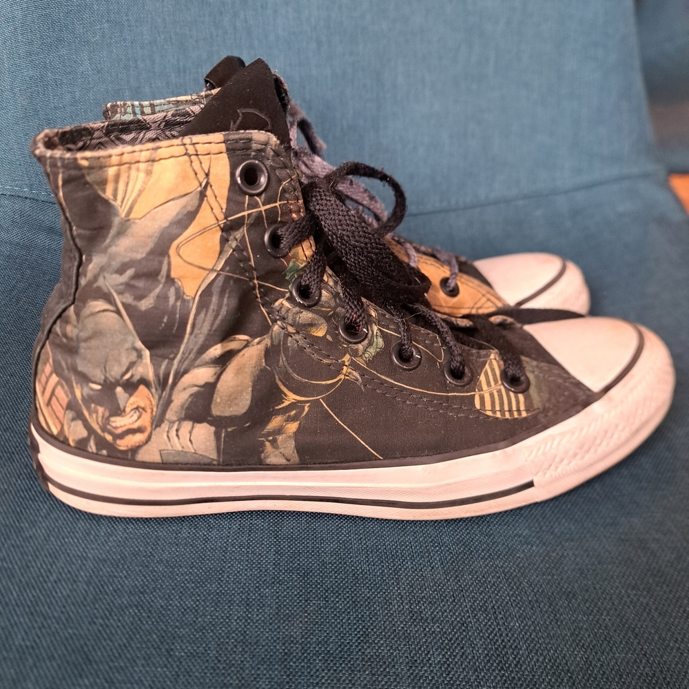 Converse Black and White Batman Kids High-Tops